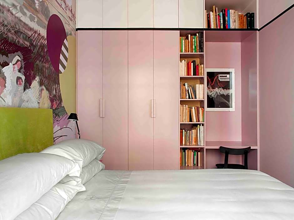 Amor de Dios 17 Boutique Apartments