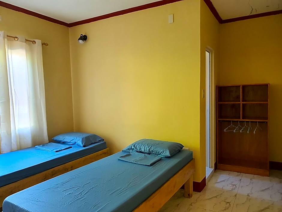 Photo 1 of 3 of Standard Room 2 Single Beds