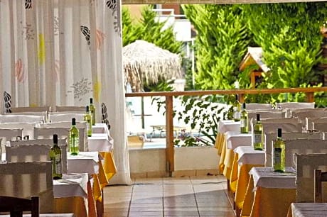 Ionian Sea Hotel villas & Aqua park