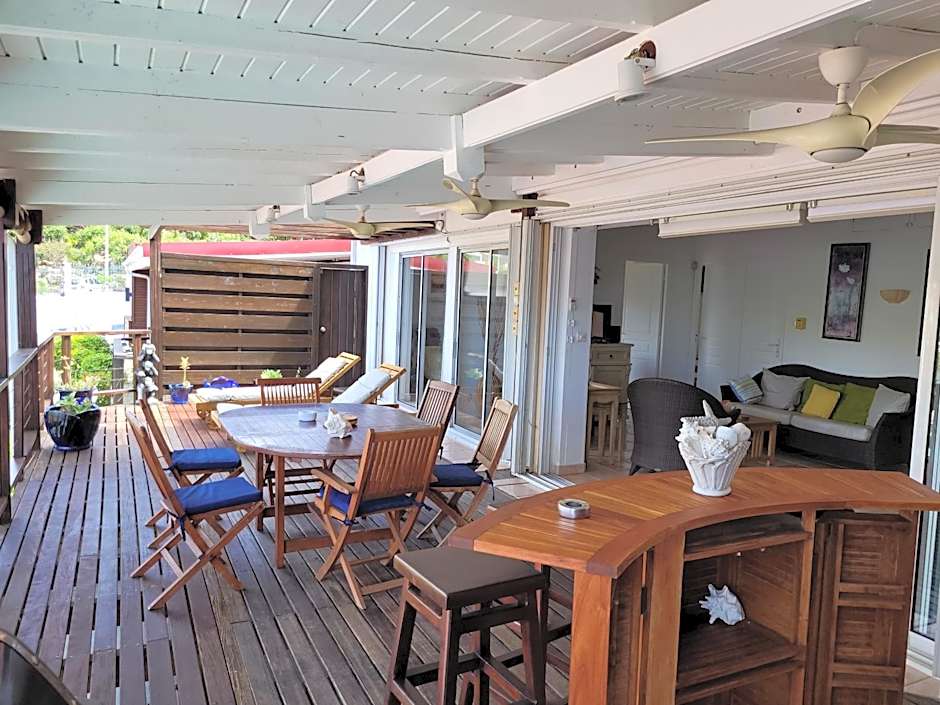 Les Balcons d'Oyster Pond
