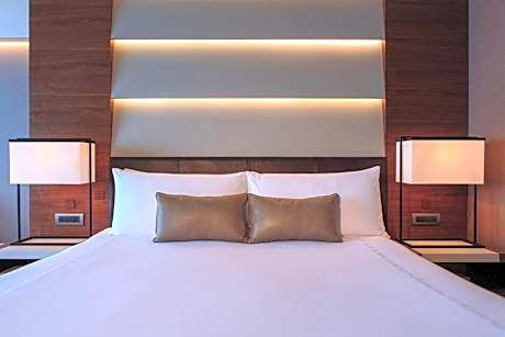 Presidential Suite, 1 Bedroom, Non Smoking (1 King Bed)