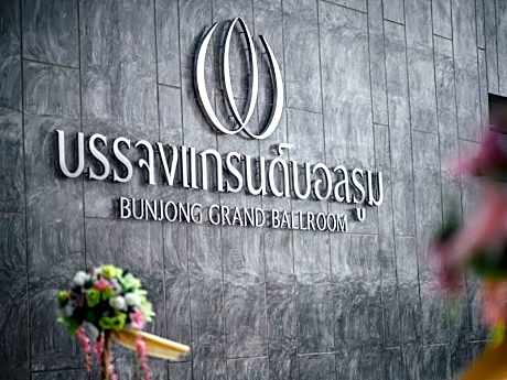 Bunjongburi Hotel