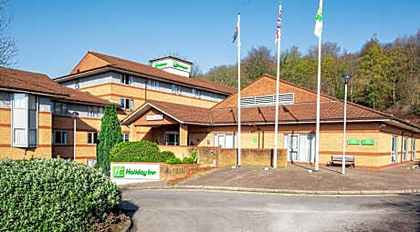 Holiday Inn Cardiff North M4 Jct 32 by IHG
