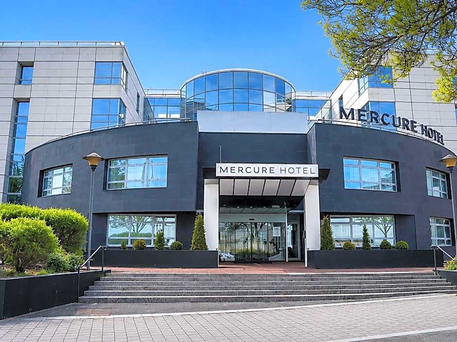 Mercure Paris Massy Gare TGV