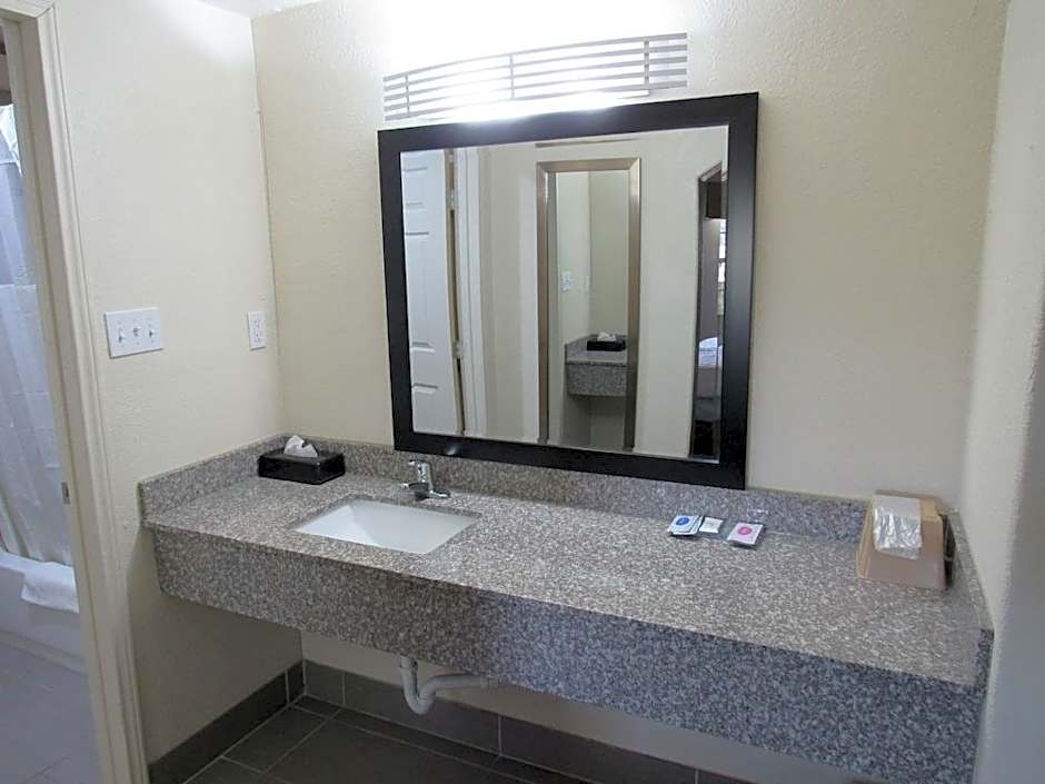 Trinity Suites Downtown Dallas