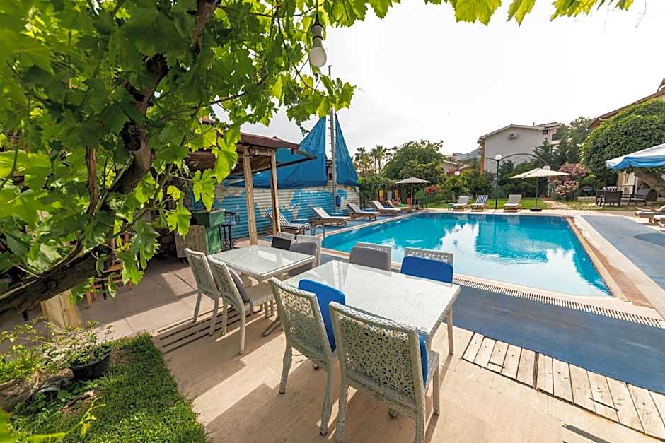 Dedeminn Garden Hotel