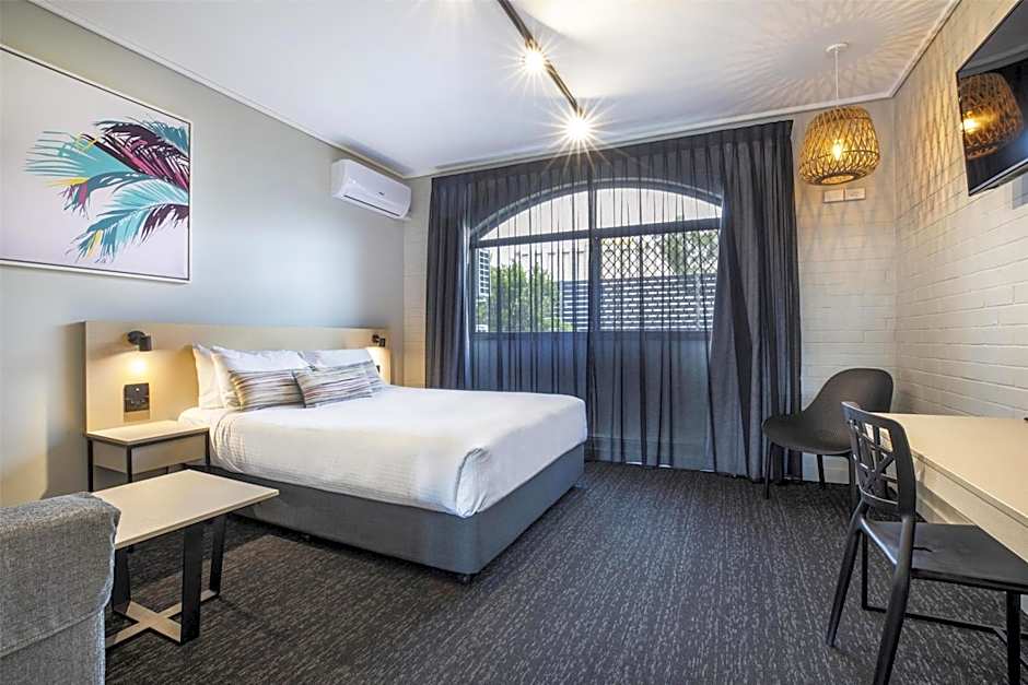 Nightcap at Springwood Hotel