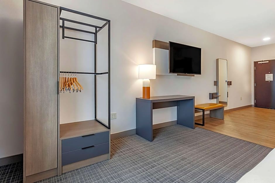 Comfort Suites Cottage Grove - Madison