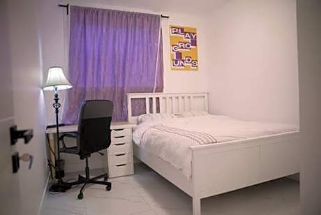 Private Room in Walkout Suite Near Foothills Hospital & UCalgary
