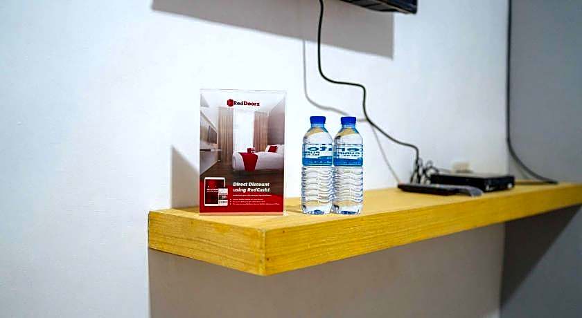 RedDoorz Plus @ Casa Lucia Sindalan San Fernando City Pampanga