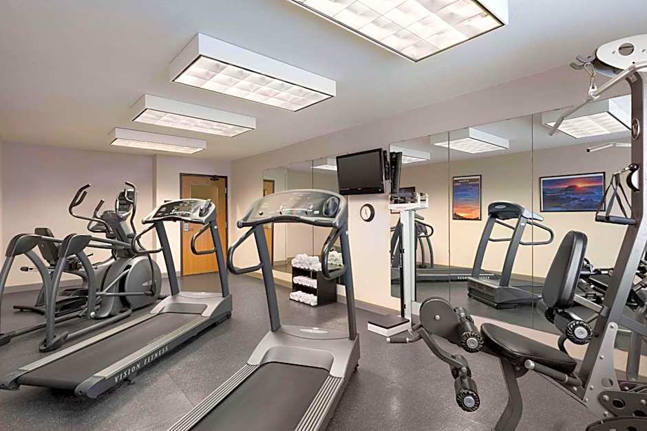 Country Inn & Suites by Radisson, Sidney, NE