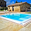 Amico Country House