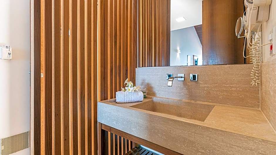 HOTEL VILLE LA PLAGE & BEACH CLUB