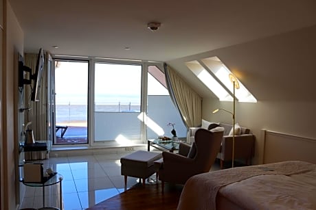 Junior Suite with Sea View