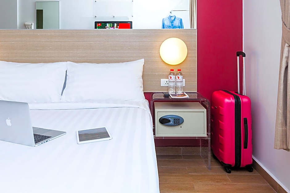 Photo 1 of 4 of Double Room