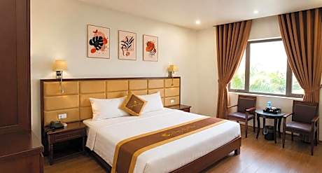 LUXURY II HOTEL