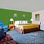 Super 8 by Wyndham Marshall