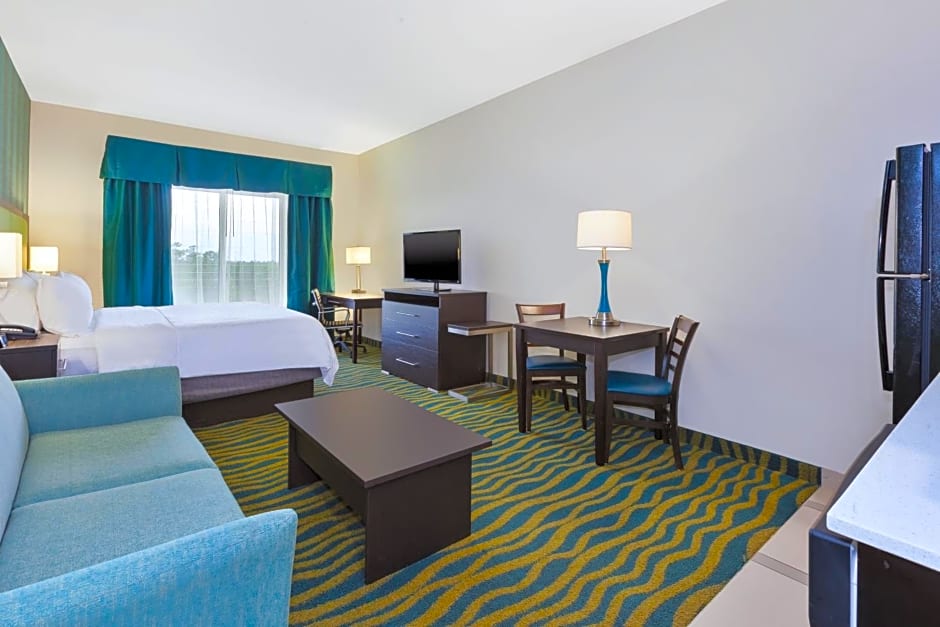 Holiday Inn Express & Suites Southport - Oak Island Area, an IHG Hotel