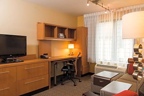 TownePlace Suites by Marriott Erie