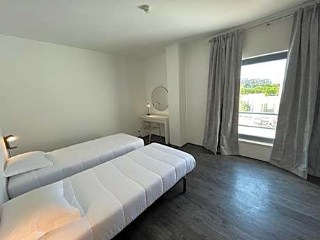 Twin Room with Private Bathroom