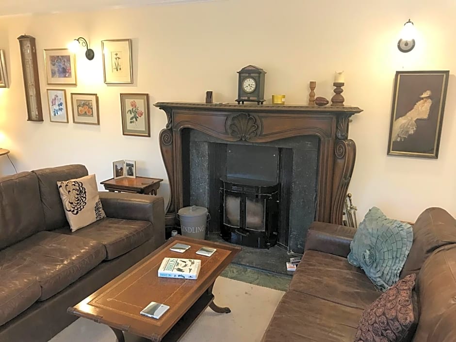 Riverbank House Bed and Breakfast Innishannon