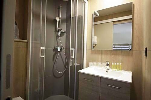 Brit Hotel Essentiel Arverne - Clermont-Ferrand Sud