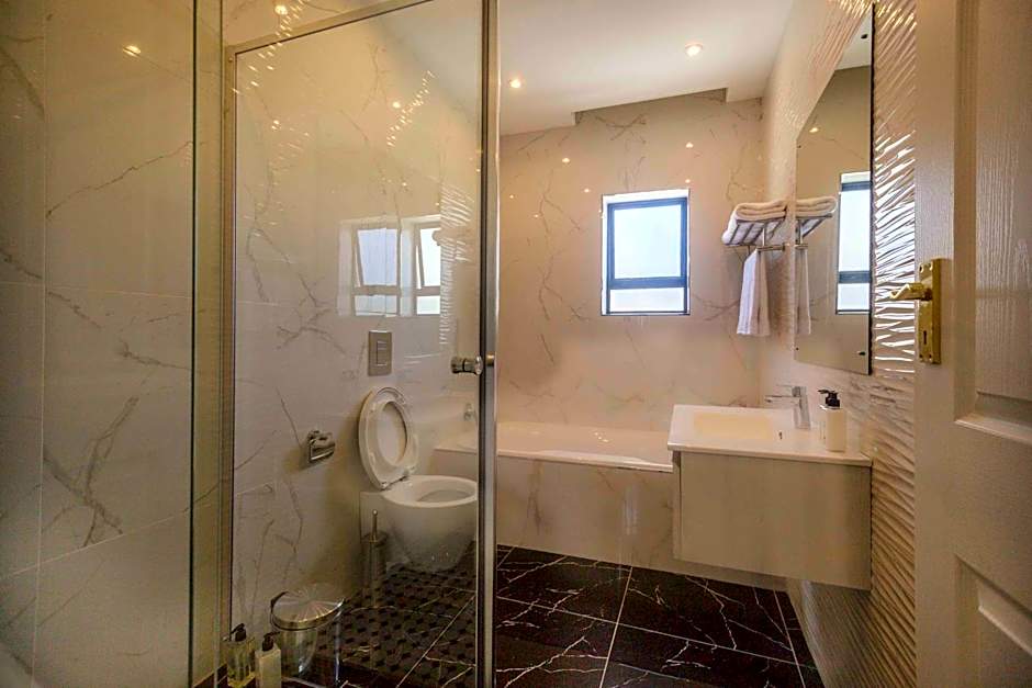 Oceanway Boutique Hotel/Conference