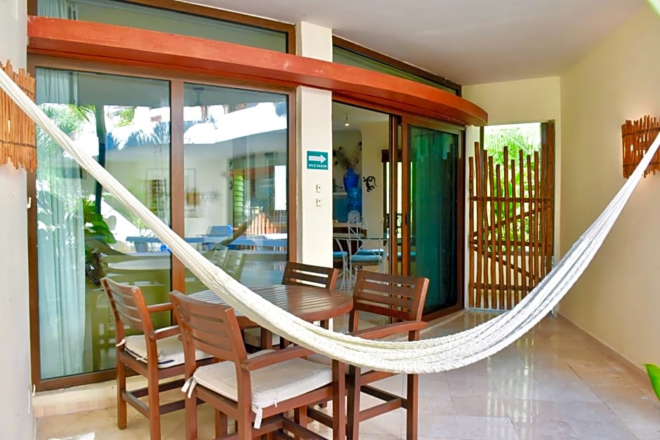 Playa Palms Beach Hotel