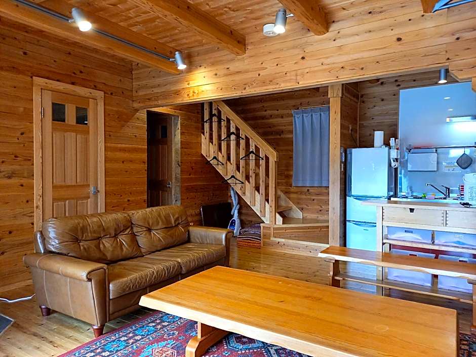 Share Style Lodge Orange Cab
