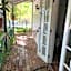Rosebridge House Bed & Breakfast