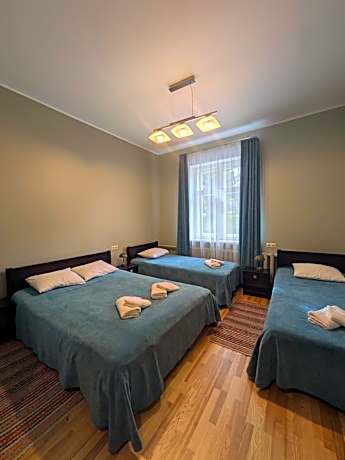 Quadruple Room with Shower