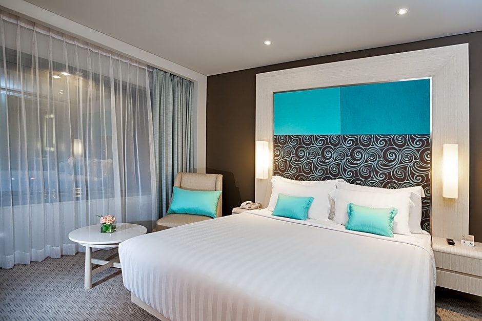 Photo 1 of 5 of Business 1 Queen Bed Suite