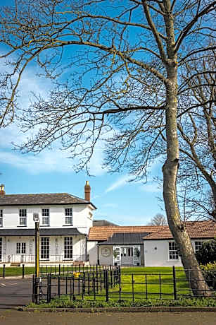 The Oakwood Hotel
