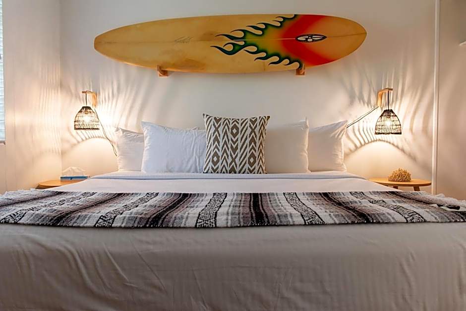 Seaspray Surf Lodge	