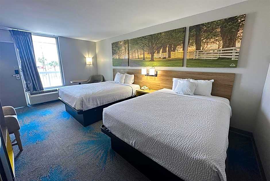 Days Inn by Wyndham Adel