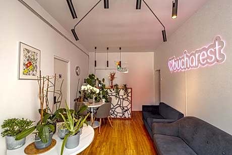 Bed in 8-Bed Mixed Dormitory Room