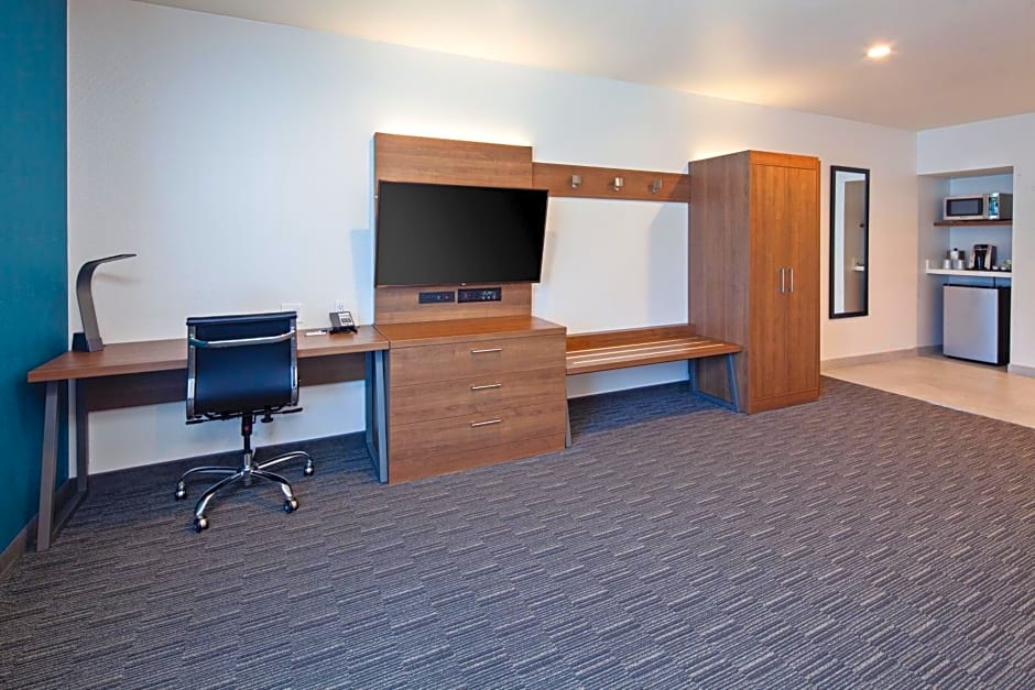 Holiday Inn Express Hollywood Walk of Fame By IHG