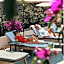 Tatala Hotel & Garden
