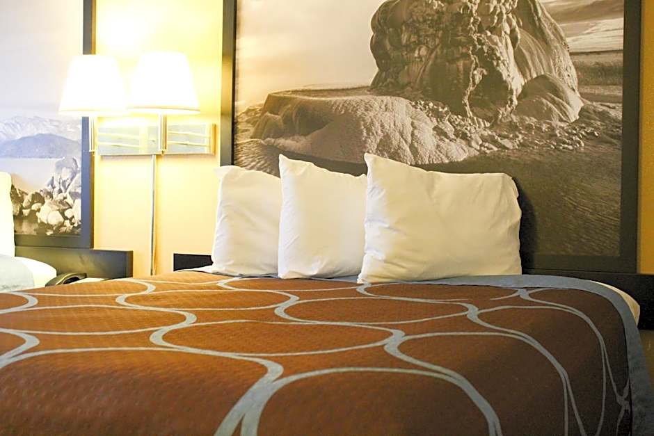 Super 8 by Wyndham Carson City