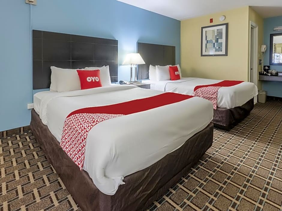 OYO Hotel Knoxville TN Cedar Bluff I-40