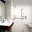 Fairfield Inn & Suites by Marriott Alexandria West/ Mark Center