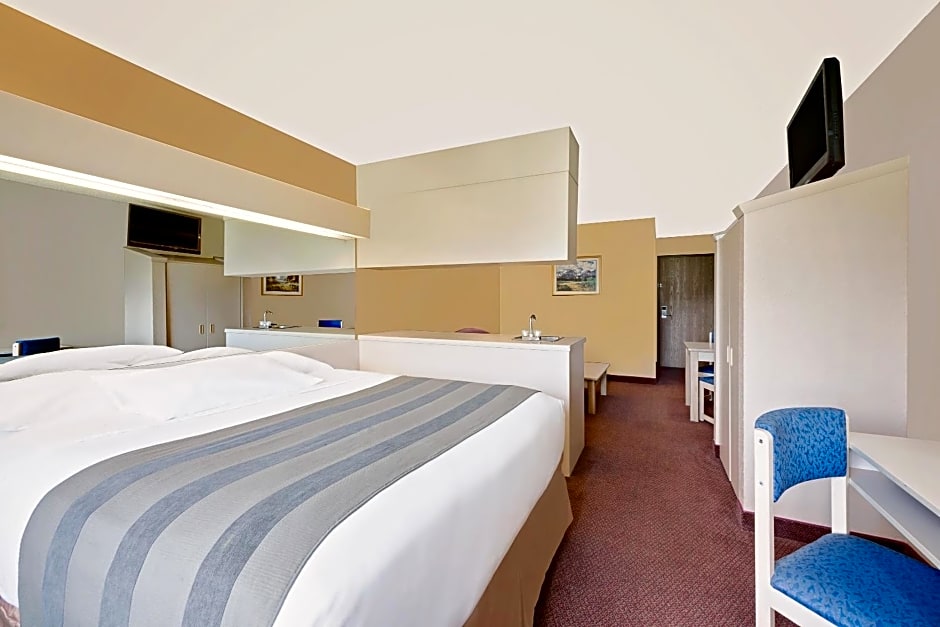 Microtel Inn & Suites by Wyndham Joplin