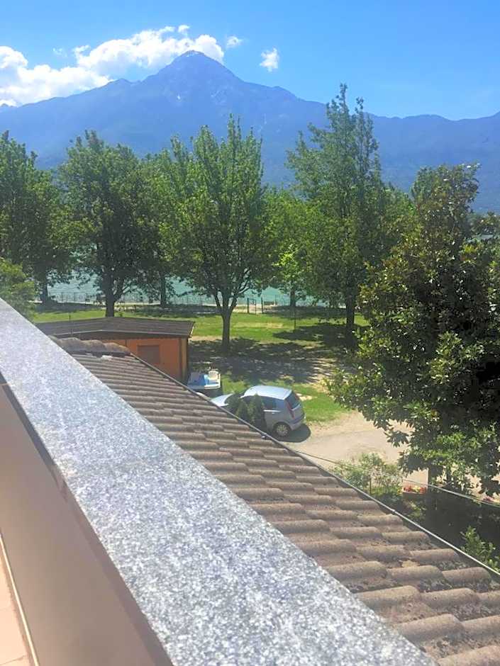 Camping Hotel Au Lac De Como