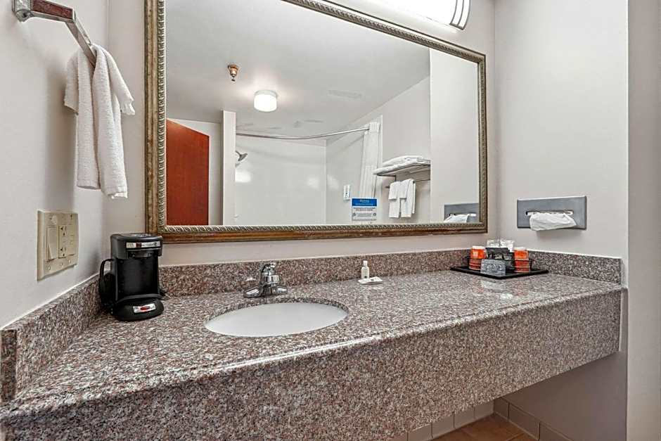 Quality Inn & Suites Dawsonville