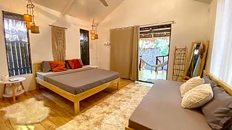 Bungalow with Garden View