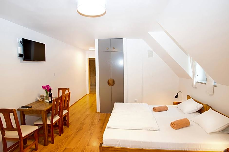 Gościniec Pięciu Stawów