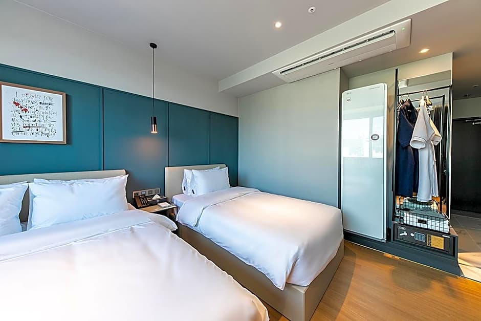 Brown Dot Hotel Chungmugong