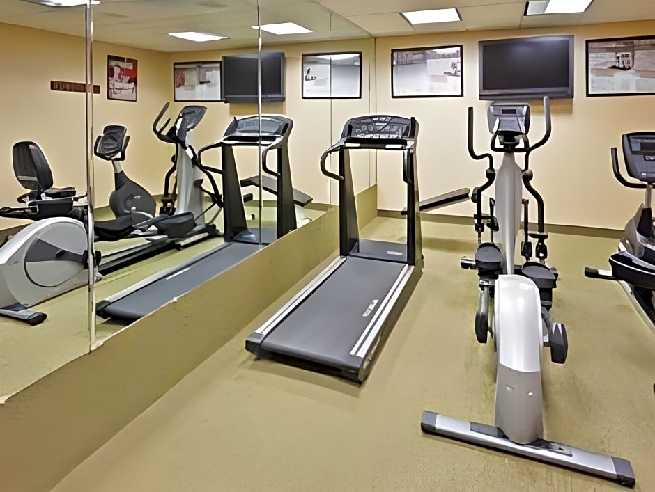 Holiday Inn Express Hotel & Suites Kimball By IHG