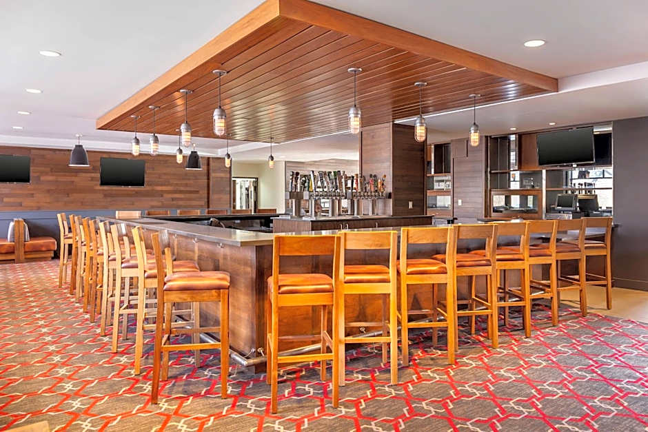 Radisson Hotel Detroit Metro Airport
