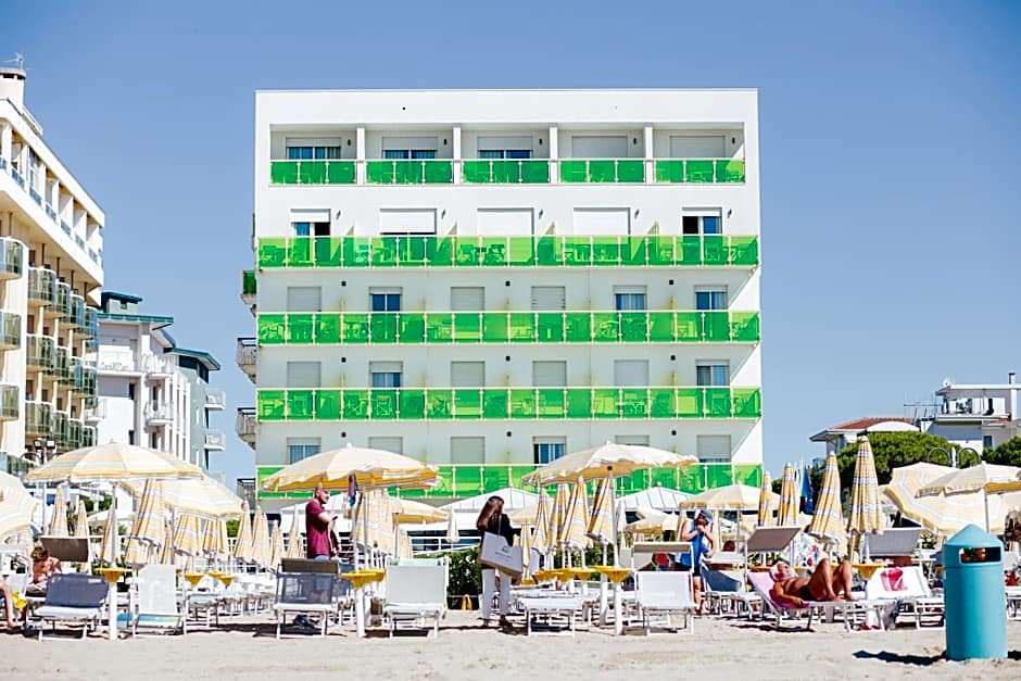 Hotel Bristol